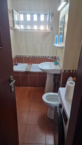 Apartament cu 2 camere decomandat în Sânnicoară