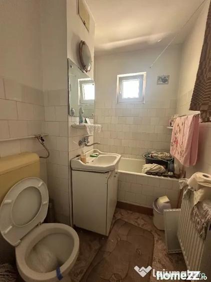 Apartament cu 2 camere decomandat în Vest