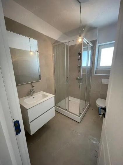 Apartament cu 2 camere decomandat în Pielești