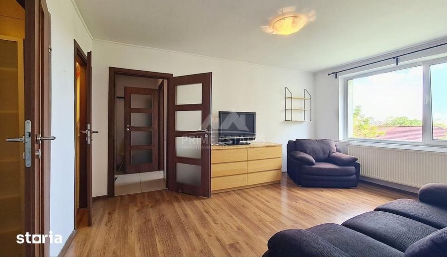 Apartament cu 2 camere semidecomandat în Tei