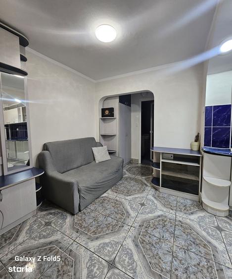 Apartament cu 2 camere decomandat în Nufărul