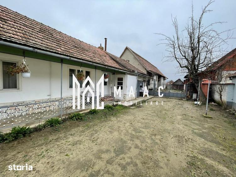 Casă cu 8 camere cu Teren 4500 Mp în Șeica Mare
