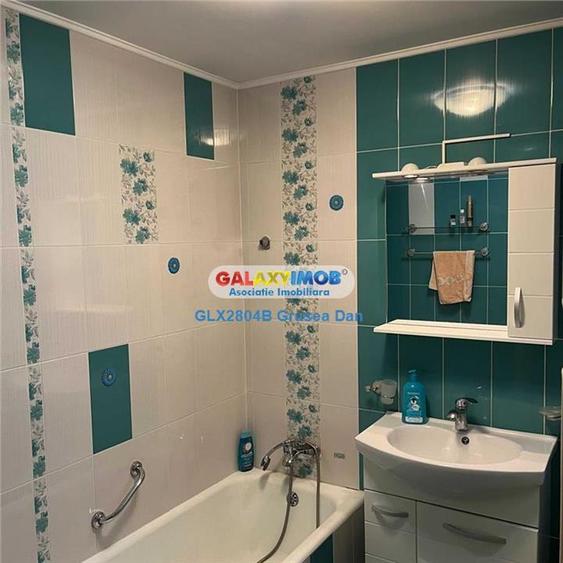 Apartament cu 4 camere decomandat, mobilat în Rosetti