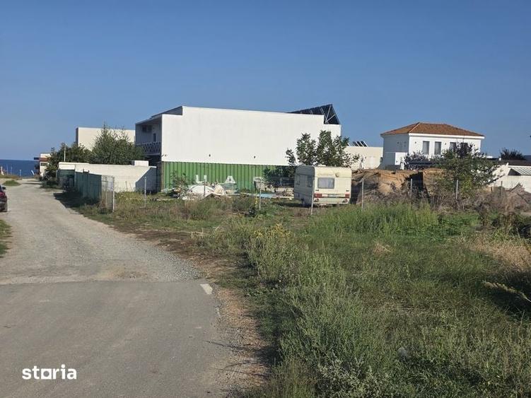 Teren de 804 mp, în Limanu