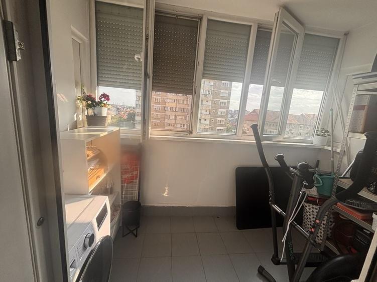 Apartament cu 3 camere decomandat în Lotus