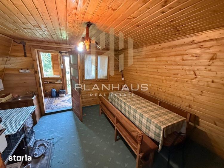 Casă cu 2 camere cu Teren 305 Mp în Firiza
