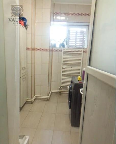 Apartament cu 3 camere semidecomandat, mobilat în Pache Protopopescu