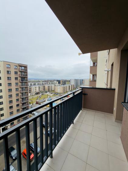 Apartament cu 2 camere de inchiriat in zona Tractorul la et 6/10,loc de parcare - 9