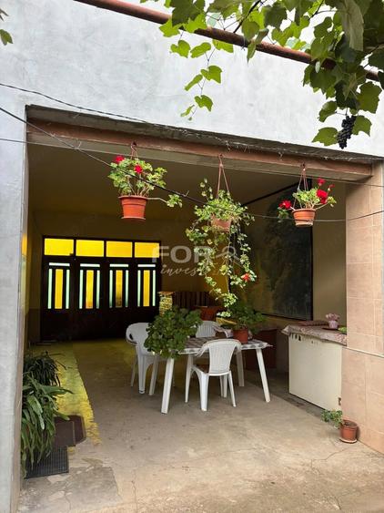 Casă cu Teren 806 Mp în Sântandrei