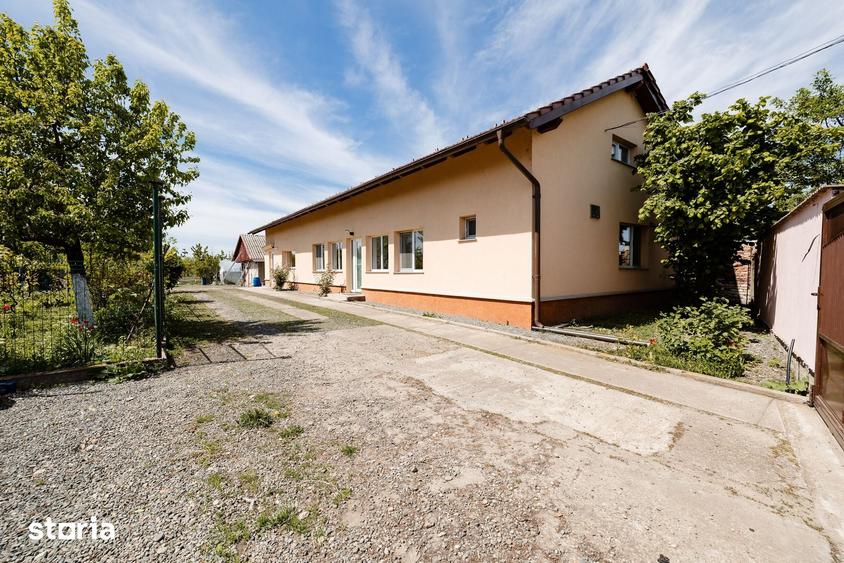 Casă cu 4 camere cu Teren 4898 Mp în Gai