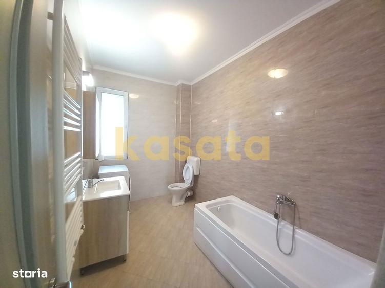 Casă cu 4 camere cu Canalizare în Central