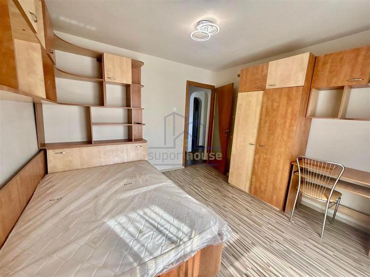 Apartament cu 4 camere decomandat, mobilat în Cantacuzino