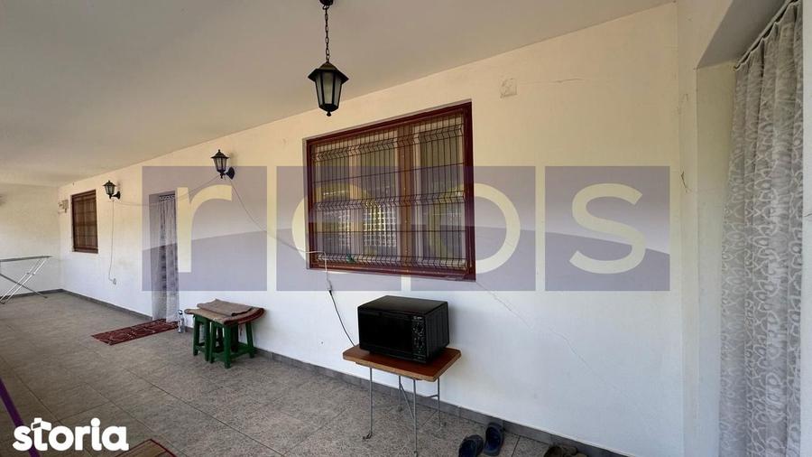 Casă cu 3 camere cu Teren 1300 Mp în Dobrotești
