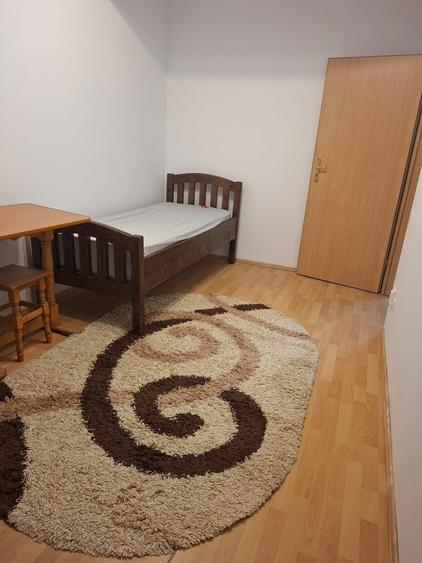 Apartament cu 2 camere decomandat în Exterior Vest