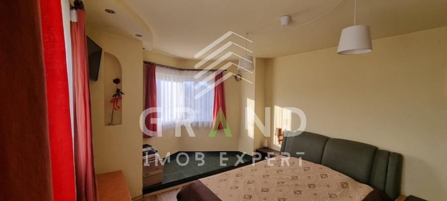 Apartament cu 2 camere decomandat, mobilat în Bulgaria
