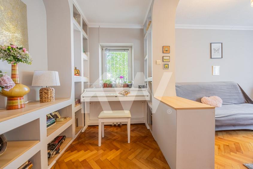 Apartament cu 3 camere decomandat în Răcădău