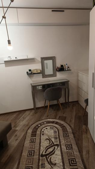 Apartament cu 2 camere decomandat în Sârbi