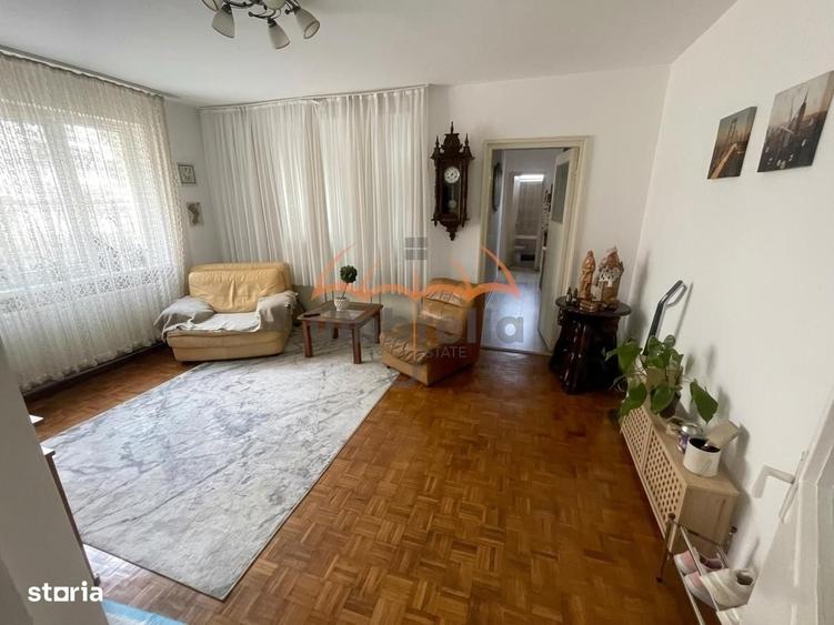 Apartament cu 4 camere în Central