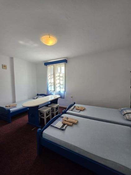 Apartament cu 3 camere decomandat în Tineretului