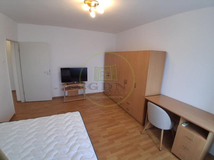Apartament cu 2 camere decomandat, mobilat în Zorilor
