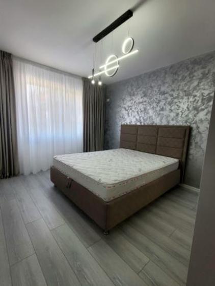 Apartament cu 2 camere decomandat în Berceni