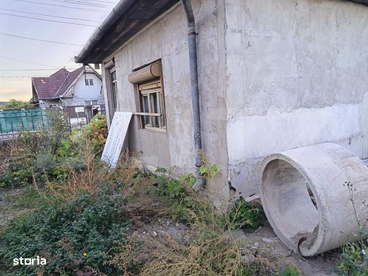 Casă cu 2 camere cu Teren 400 Mp în Central