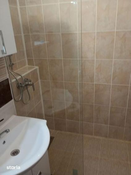 Garsonieră decomandată în Gării