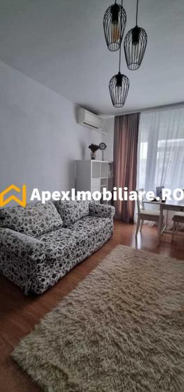 Apartament cu 2 camere decomandat în Tineretului — fotografia 1