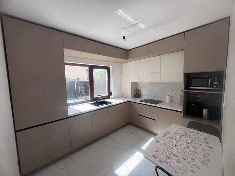 Casă cu 4 camere cu Teren 250 Mp în Cug