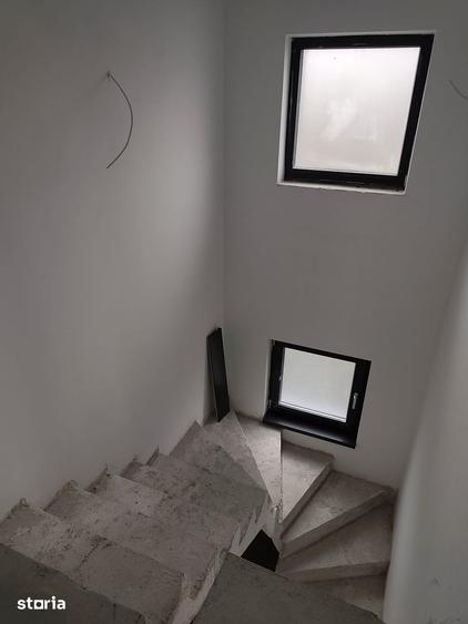 Casă cu 4 camere cu Teren 532 Mp în Central