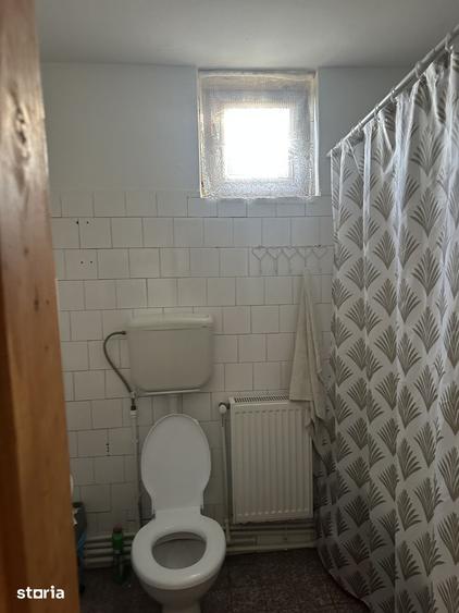 Casă cu 2 camere cu Teren 2506 Mp în Central