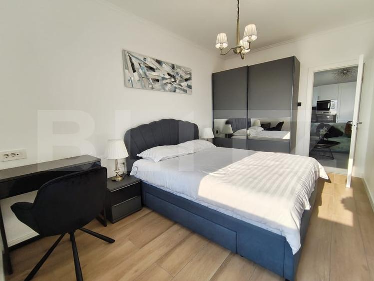 Apartament cu 3 camere decomandat, mobilat în Vest