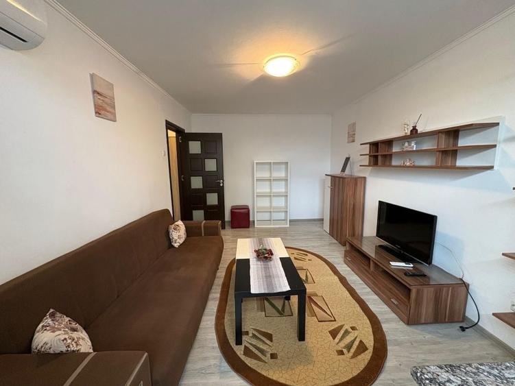 Apartament cu 2 camere decomandat în Drumul Taberei