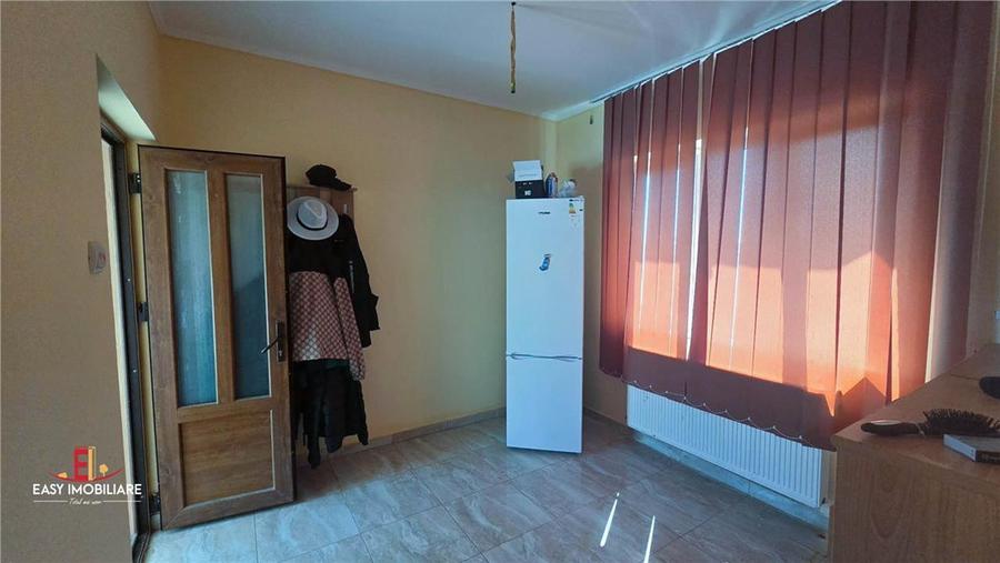 Casă individuală cu 3 camere cu Teren 678 Mp în Central