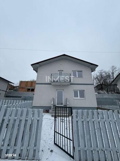 Casă cu 4 camere în Albești