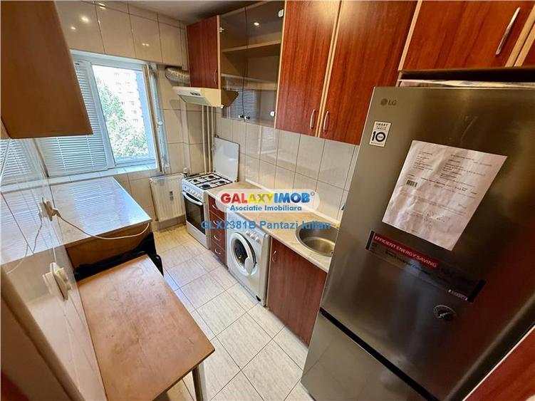 Apartament cu 2 camere decomandat, mobilat în Central