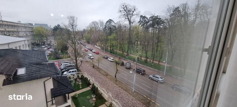 Apartament cu 3 camere în Central
