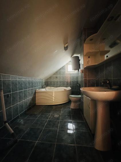 Casă cu Teren 420 Mp în Central