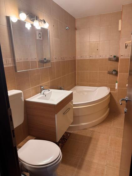 Apartament cu 2 camere decomandat în Timpuri Noi