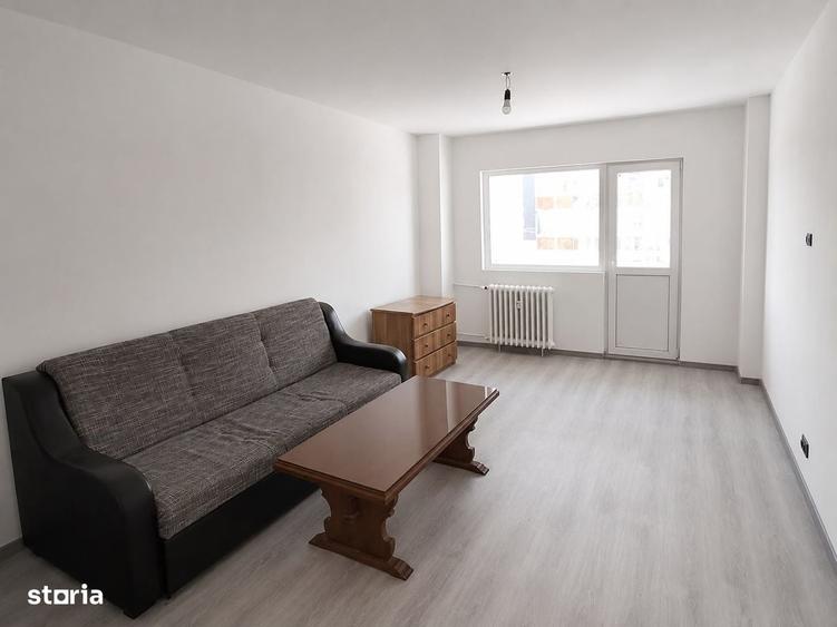 Apartament cu 2 camere semidecomandat în Rahova