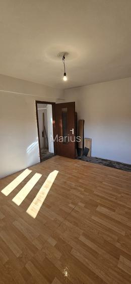 Proprietar vand apartament in Suncuius