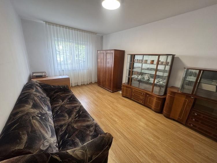 Apartament de Inchiriat 10 minute de Palas Mall si facultati - 6