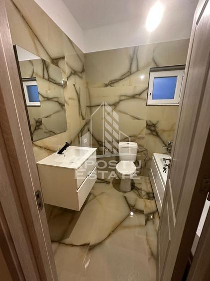Casă individuală cu 4 camere cu Canalizare în Ghiroda