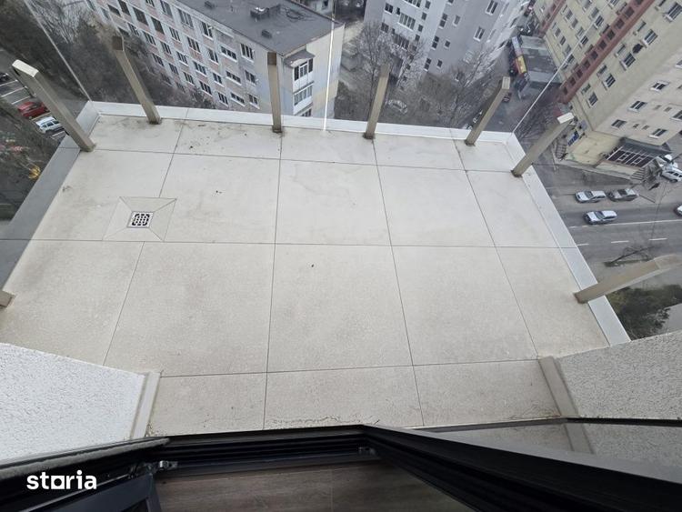Apartament cu 3 camere decomandat în Negru Vodă