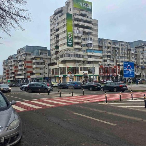 Spațiu comercial, de 267 mp, în Central
