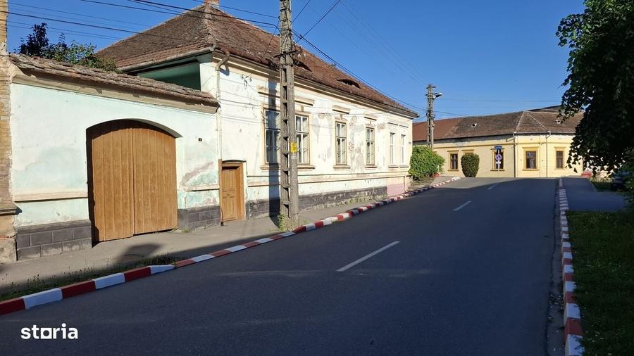 Casă cu 3 camere în Central