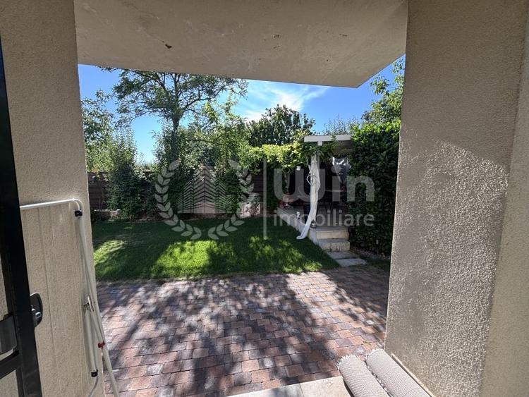 Duplex cu 4 camere cu Canalizare în Dâmbul Rotund