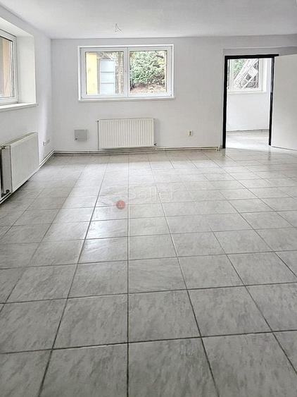 Spațiu comercial, de 107 mp, în Central