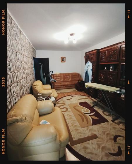 Apartament cu 3 camere decomandat în Oancea