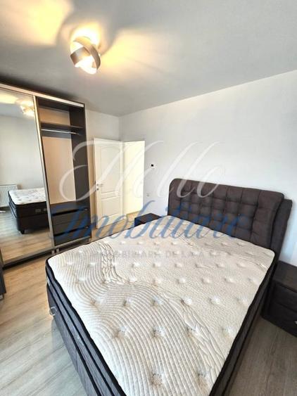 Apartament cu 3 camere semidecomandat, mobilat în Florești